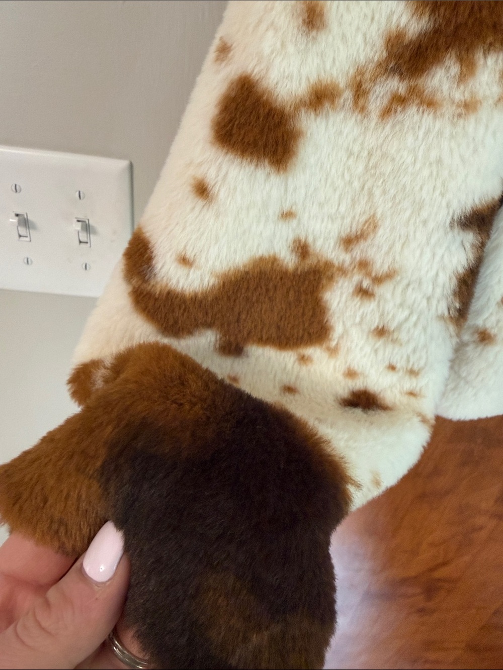 Cozy Cowprint Teddy Jacket in Brown & White - Picture 3 of 4